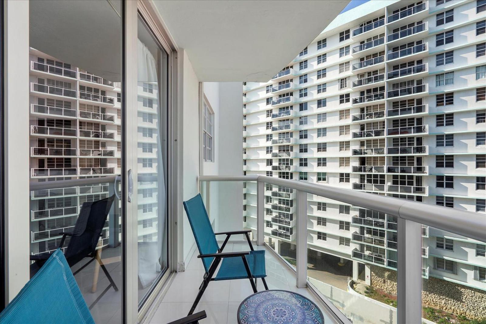 The Tides Ocean Luxury Suites 好莱坞 客房 照片