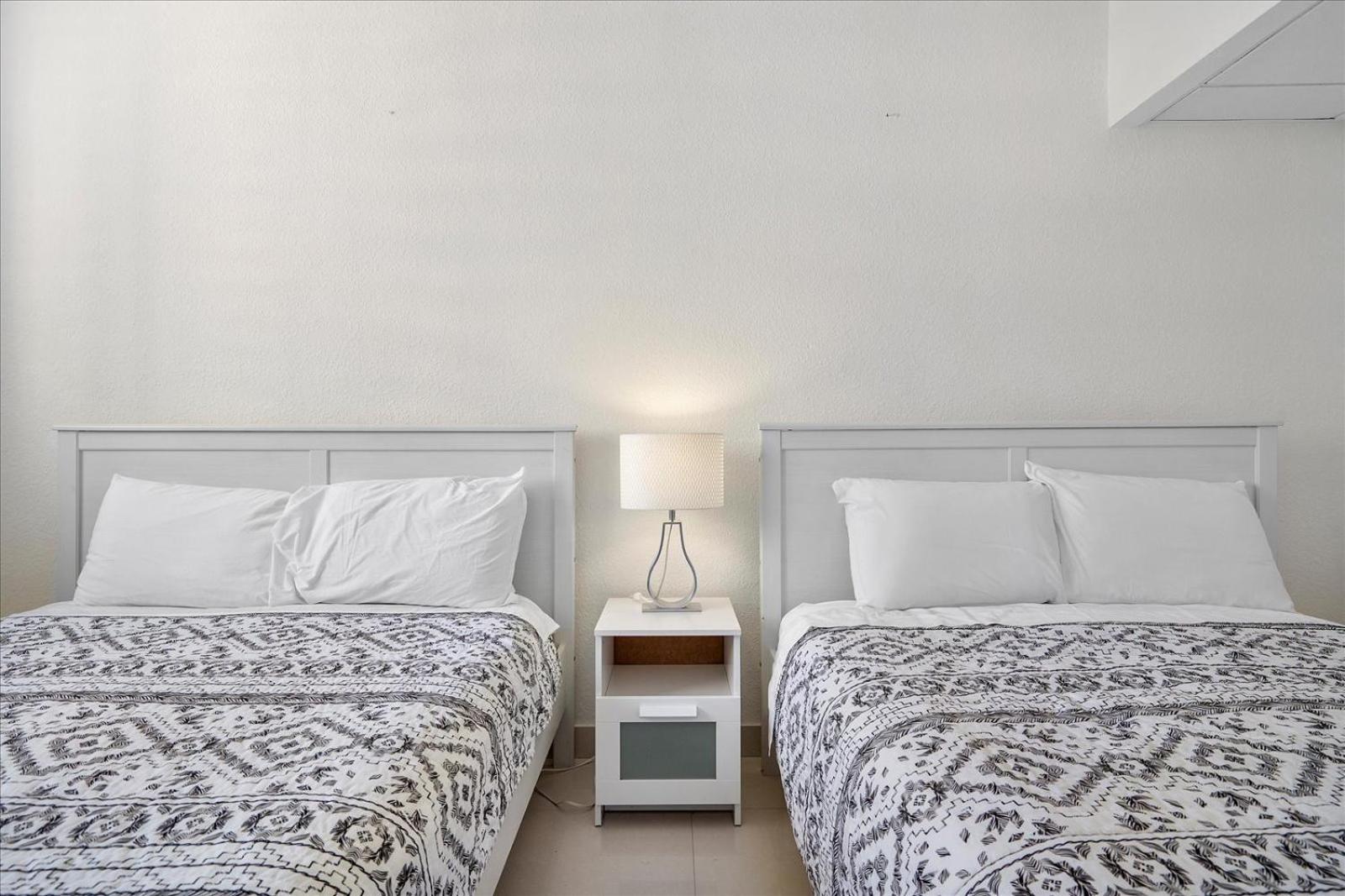 The Tides Ocean Luxury Suites 好莱坞 客房 照片